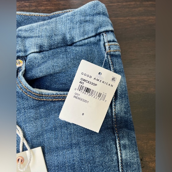 NWT Good American crop jeans - Picture 4 of 5
